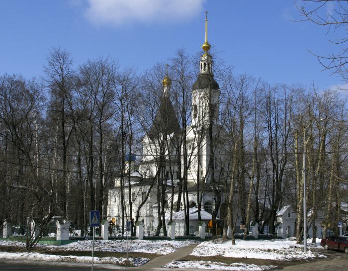 祝福された聖母の前身である教会。 Veshnyakの寺院：その歴史とサービスのスケジュール